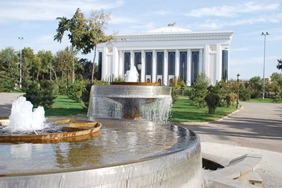 Place d’Amir Timur, Tachkent