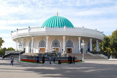 Place d’Amir Timur, Tachkent