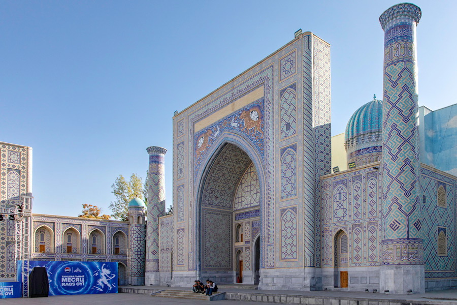 Replica of Registan Square, Magic City, Tashkent Replica of Registan Square, Magic City, Tashkent