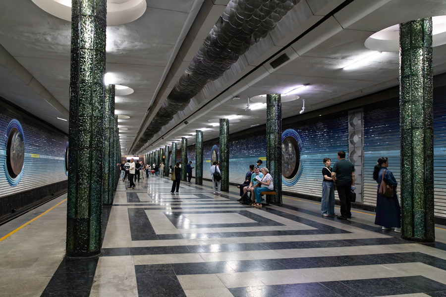 Kosmonavtlar Station, Tashkent Metro Kosmonavtlar Station, Tashkent Metro