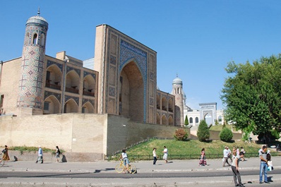 Madraza Kukeldash, Casco Antiguo