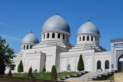 Mezquita Juma de Khoja Ahrar Vali, Casco Antiguo