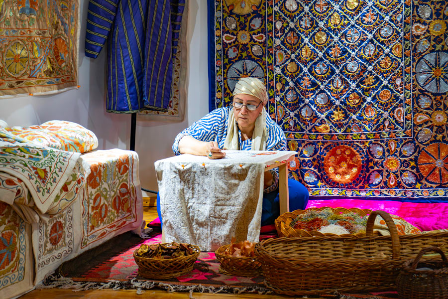 Embroidery Workshop, Risola Handicraft Center, Tashkent