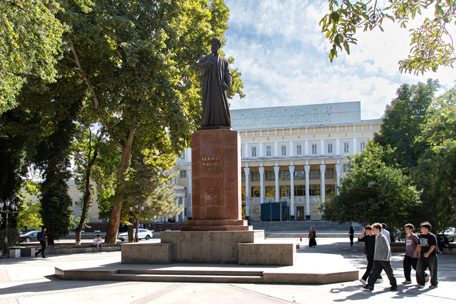 Молодёжный театр Узбекистана, Ташкент