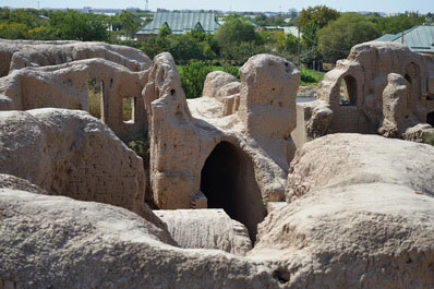 Forteresse Kirk Kiz, Termez