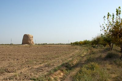 Буддийская ступа Зурмала, окрестности Термеза