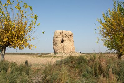 Stoupa bouddhique Zurmala, Termez