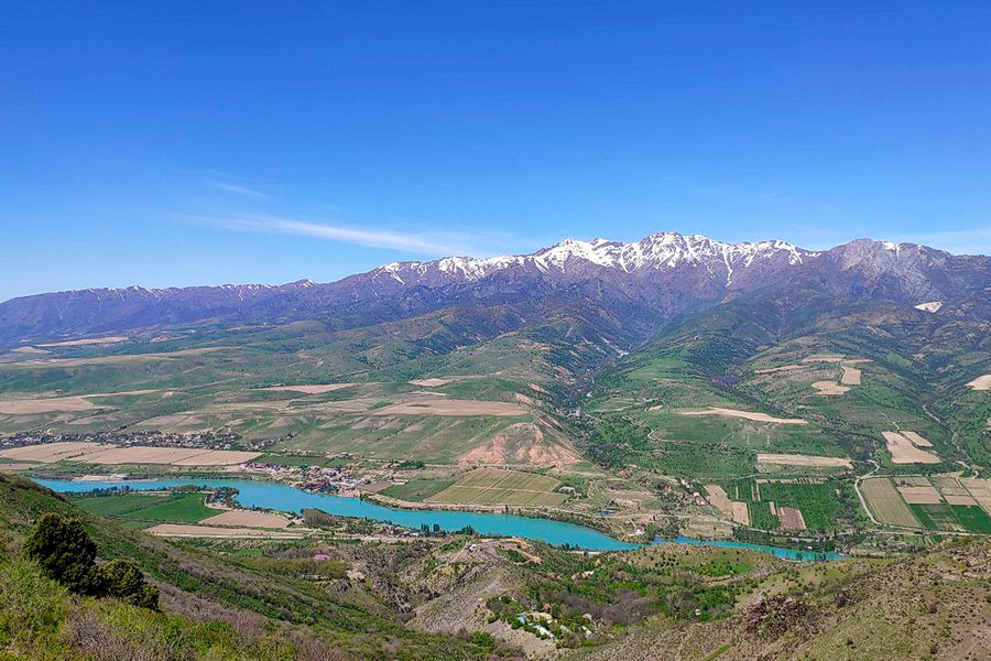 Chirchik River and Mingbulak Ridge