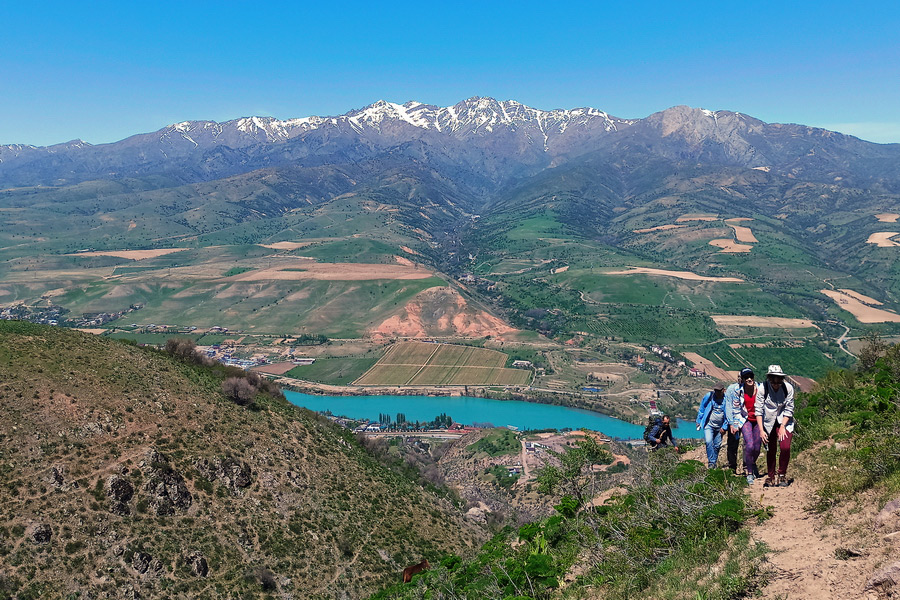 Sendero sobre el desfiladero