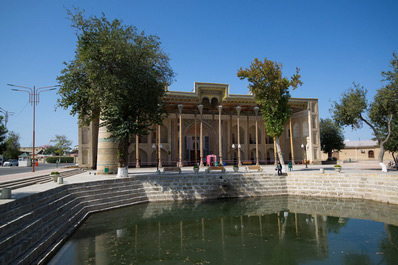 Mosquée Bolo Khaouz, Boukhara