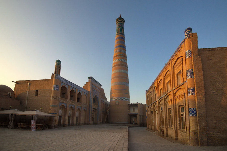 Islam-Khodscha-Minarett, Chiwa