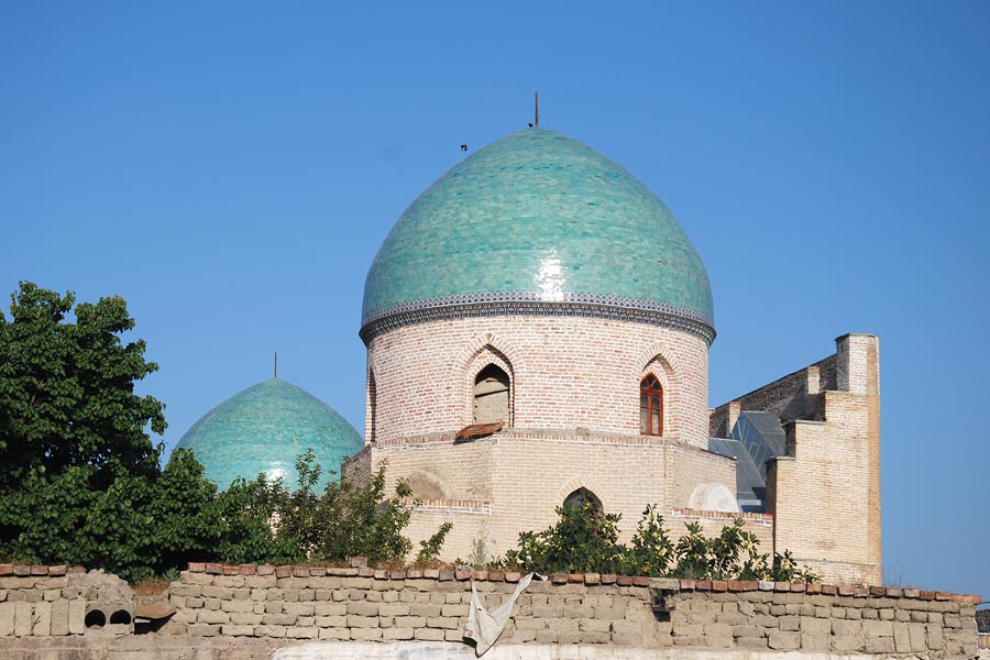 Cúpulas de la madraza Norbutbiy, Kokand