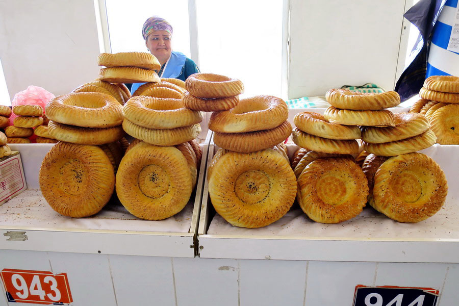 Horno para hacer pan uzbeko