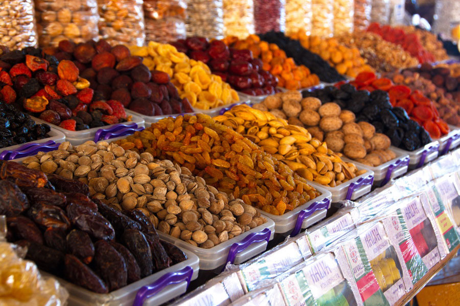 Dried fruit and nuts