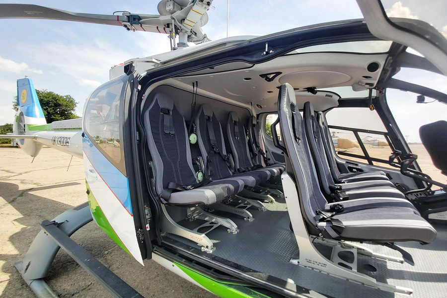 Helicopter cabin