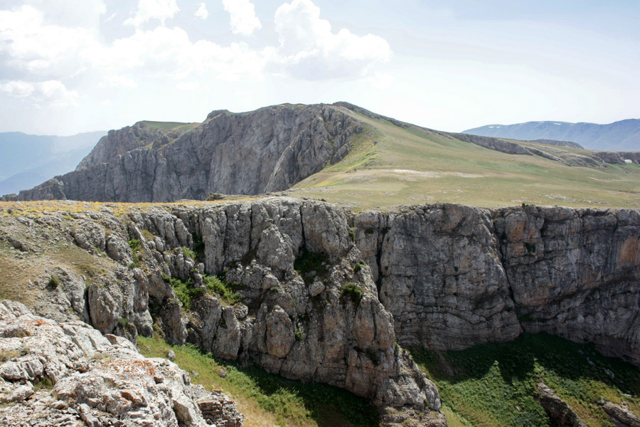 Pulatkhan cliffs