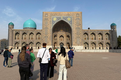 Площадь Регистан, Самарканд