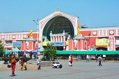 Базар Пайшанбе, Худжанд