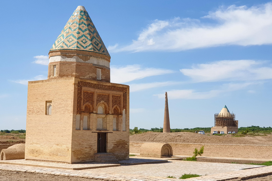 Mausoleo del sultán Il-Arslan, Kunya-Urgench