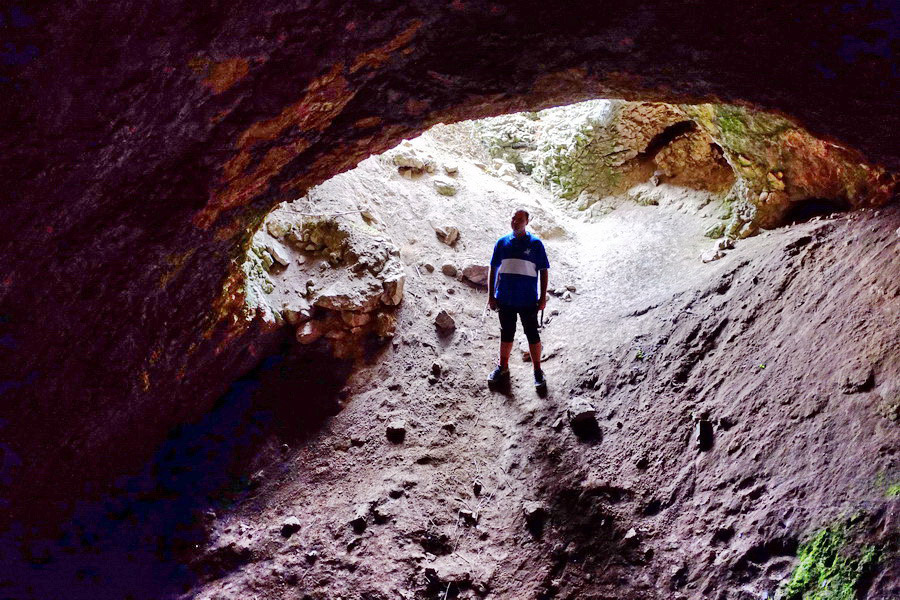 Obi-Rakhmat Grotto