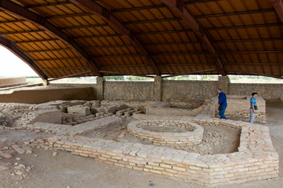 Баня, городище Отрар