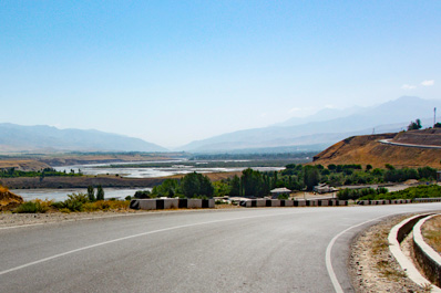 Road to Fann Mountains