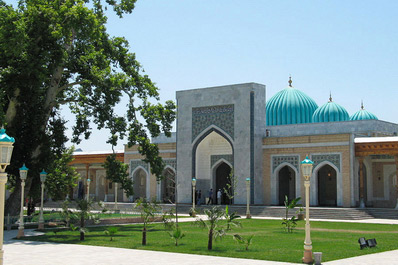Mausoleum of Abubakr Kaffal Shashi