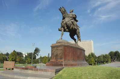 Amir Timur Square, Tashkent