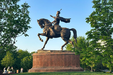 Amir Timur Square, Tashkent