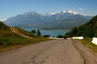 Road to Urungach