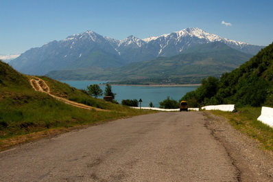 Camino hacia Urungach