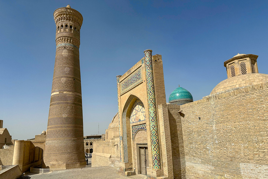 Poi-Kalyan Ensemble, Bukhara