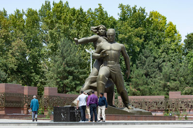Courage Monument, Tashkent