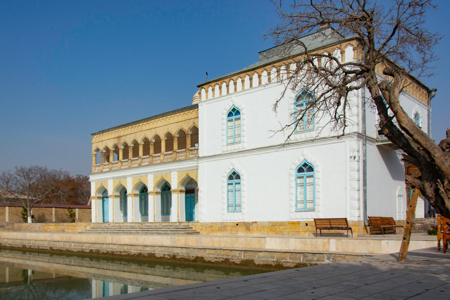 Sitorai Mokhi-Khosa Palace, Bukhara