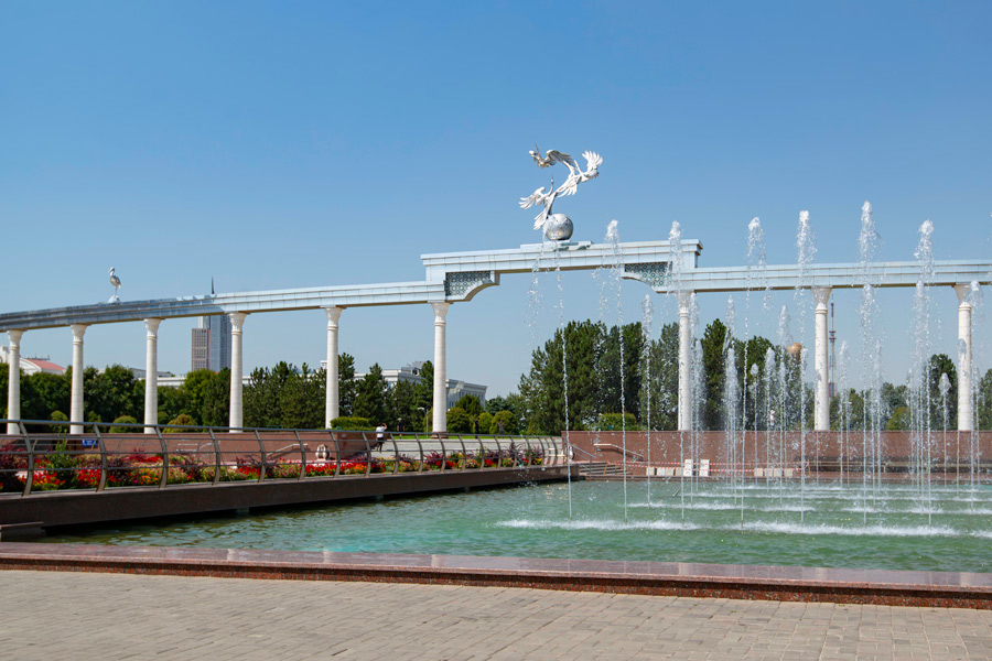 Plaza de la Independencia, Tashkent