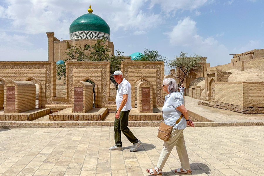 Mausoleo de Pakhlavan Makhmud, Jiva