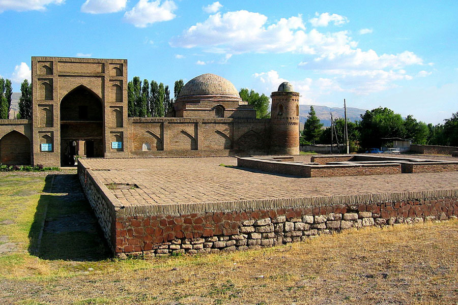Гиссарская крепость, Таджикистан