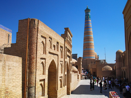 OuzTm-3, Séjours en Ouzbékistan-Turkménistan - Tachkent, Khiva, Kunya Urgench, Сratère de gaz, Ashgabat, Mary, Merv, Turkmenabat, Koytendag, Kuguitang, Boukhara, Samarkand