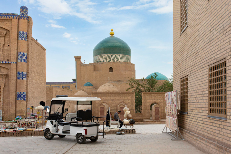 Mausolée de Pakhlavan Makhmud, Khiva