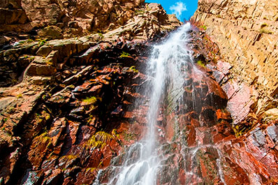 Waterfall in Pigeon Gorge, Yangiabad