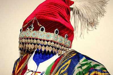 Gorro uzbeko tradicional