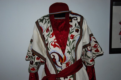Traditional Uzbek Clothes