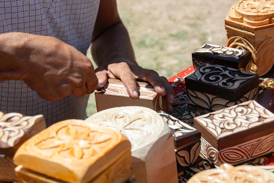 Резьба по дереву, Узбекистан Резьба по дереву, Узбекистан