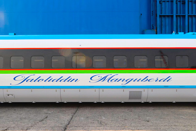Jaloliddin Manguberdi train