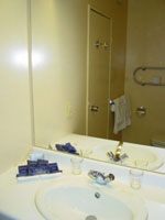 Bathroom, Cosmos Hotel