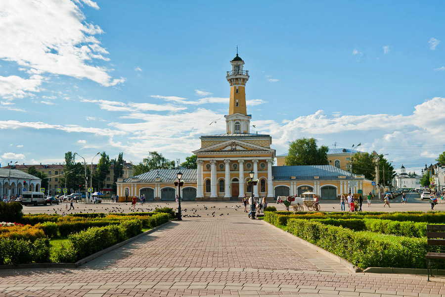 Сусанинская площадь, Кострома