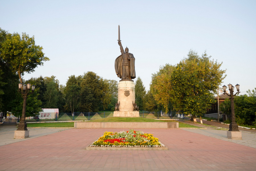 Okskiy Park with Ilya Muromets Monument, Murom