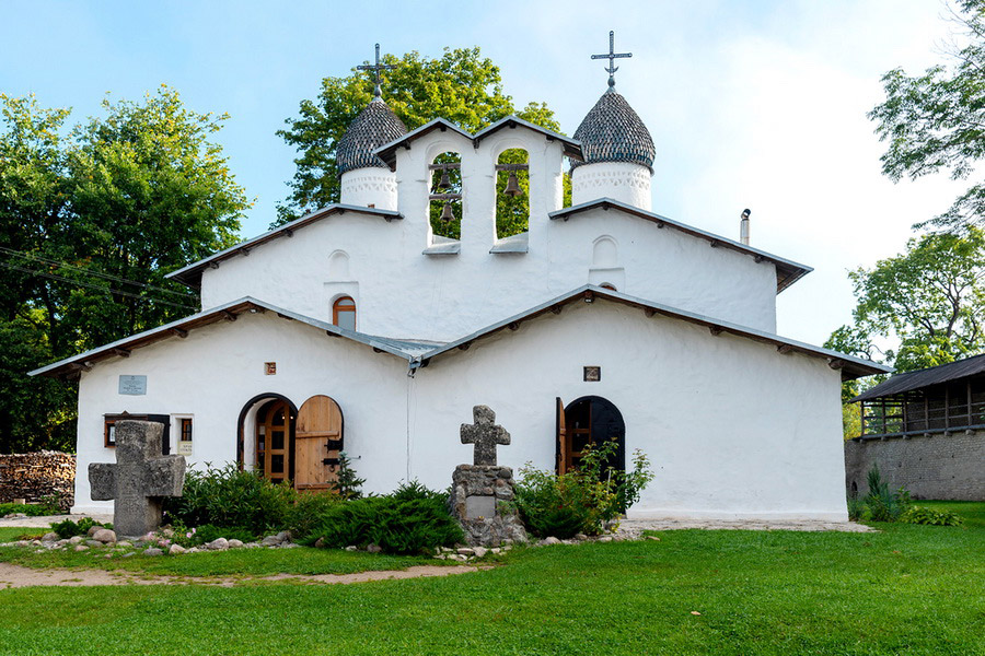 Покровский комплекс, Псков