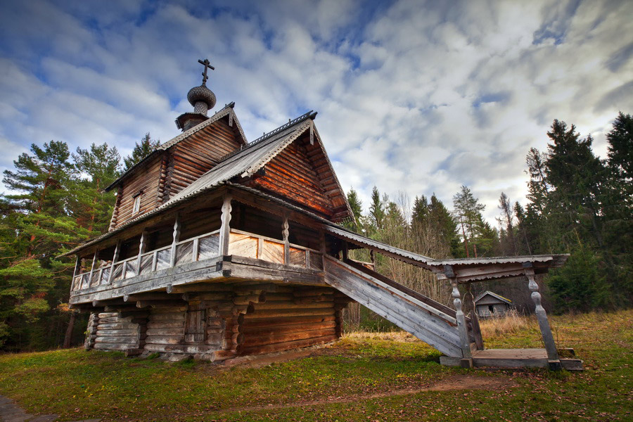 Старо-Вознесенская Тихвинская церковь, Торжок