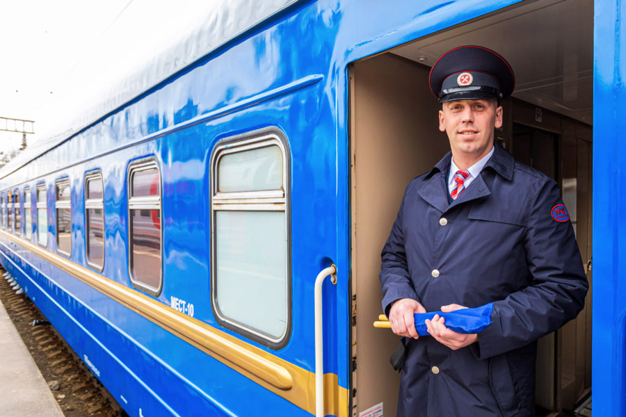 Golden Eagle Train